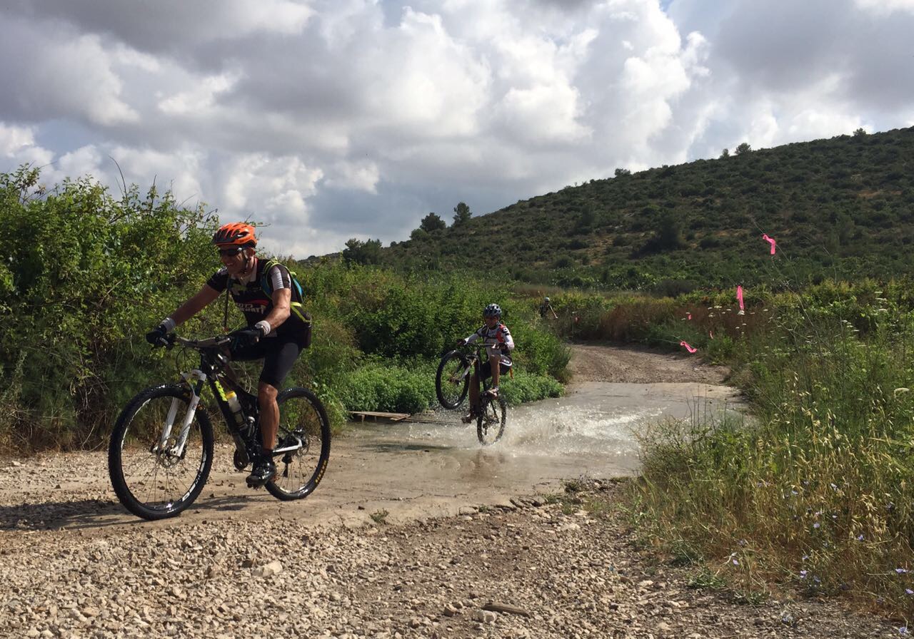 לרכב איתנו - תיירות אופניים ישראלית בגלבוע ובעמקים.
